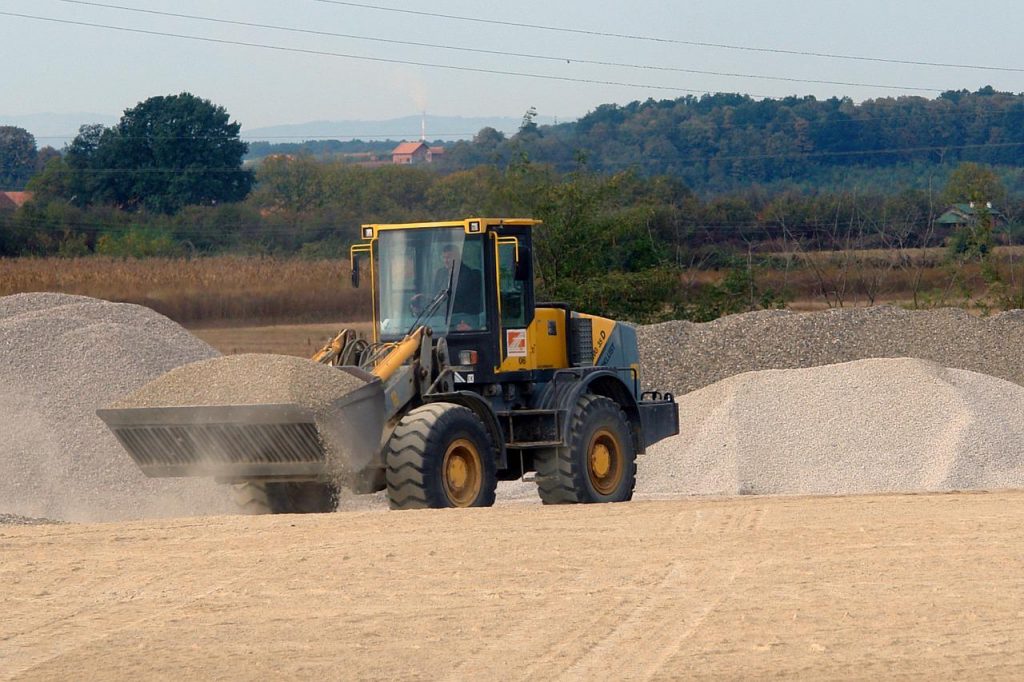 excavator, sand, industry-2430647.jpg